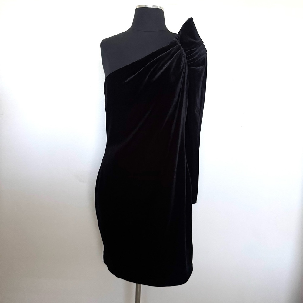 Ted Baker Black Velvet One Shoulder Bow Cocktail Mini Dress Size 4 - Picture 4 of 12